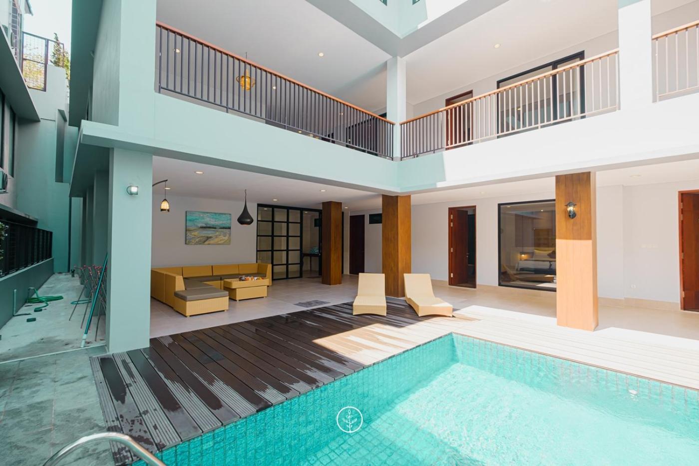 Villa Atsuka Hill View 8 Bedrooms With A Private Heated Swimming Pool
