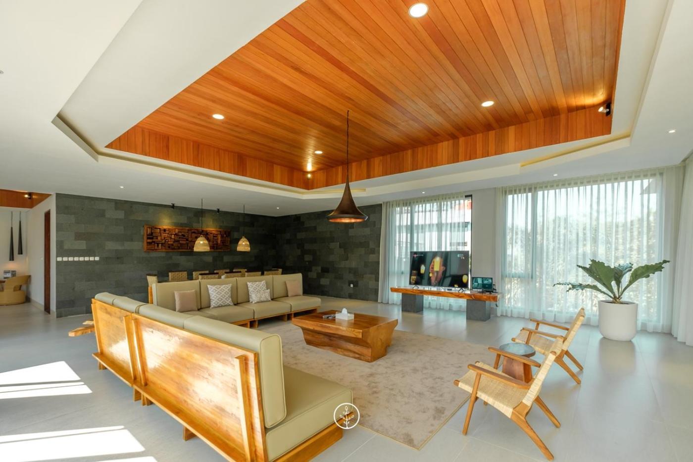 Atsuka Hill View 8 Bedrooms With A Private Heated Swimming Pool Villa *