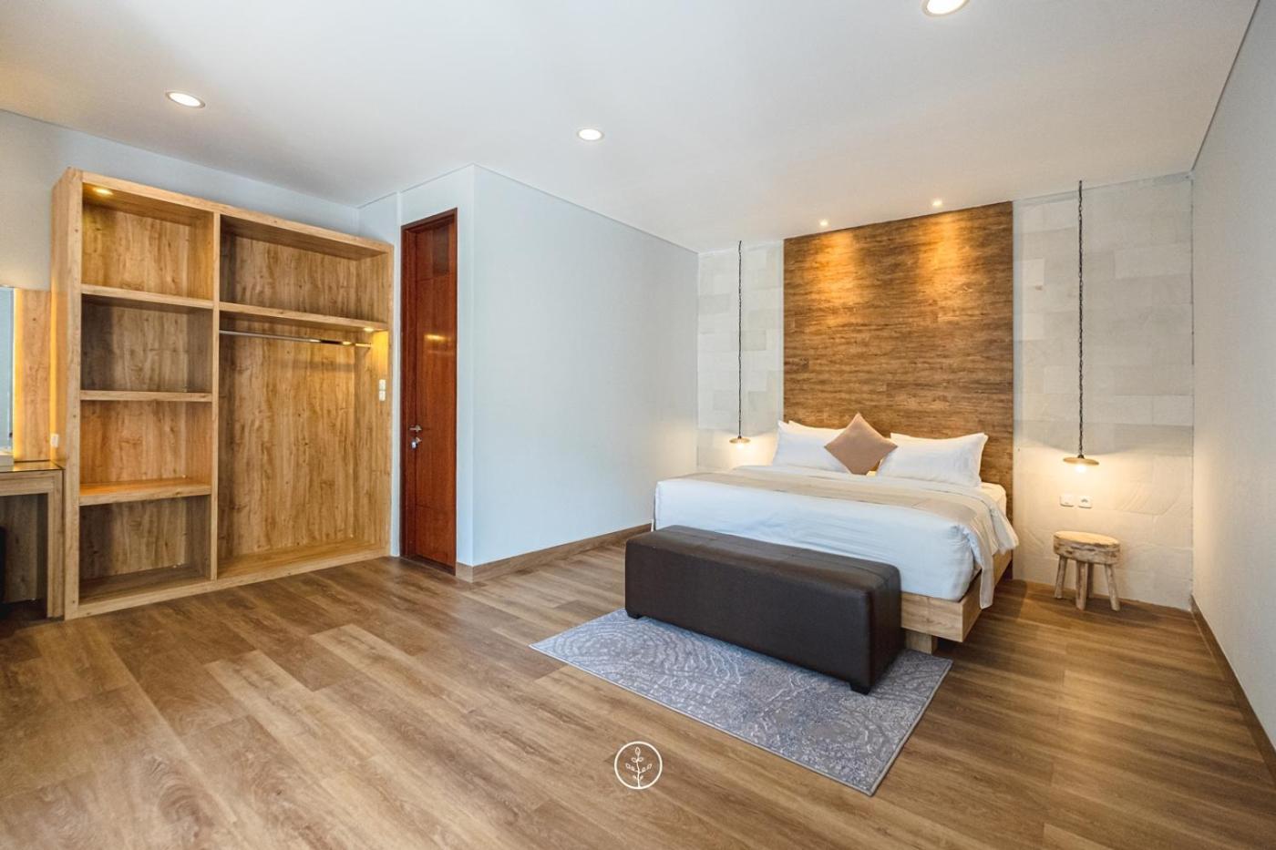 Atsuka Hill View 8 Bedrooms With A Private Heated Swimming Pool