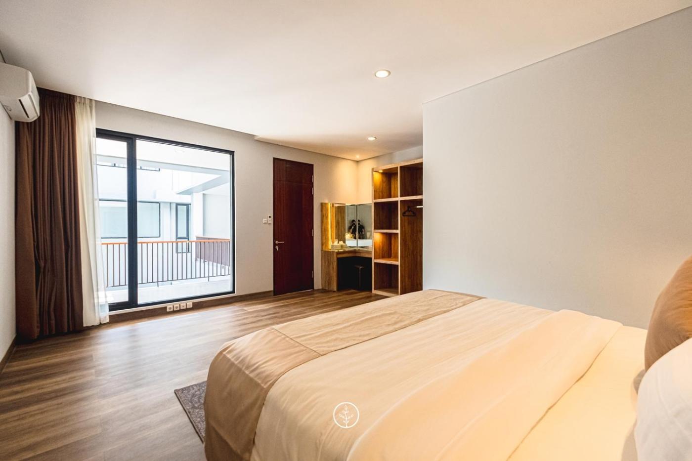 Atsuka Hill View 8 Bedrooms With A Private Heated Swimming Pool Villa