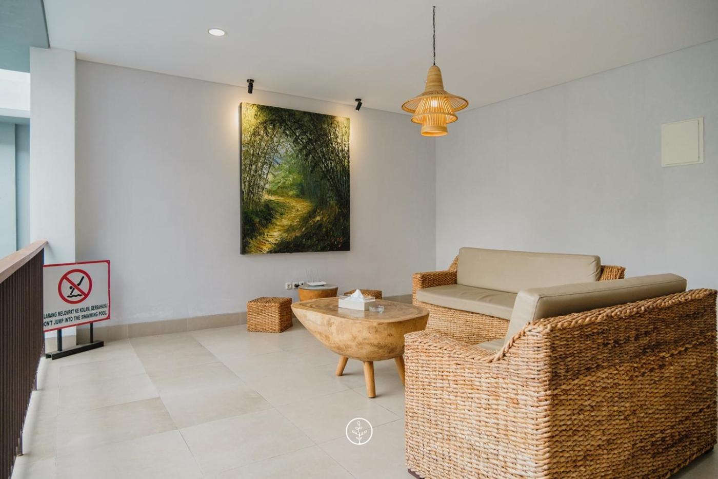 Atsuka Hill View 8 Bedrooms With A Private Heated Swimming Pool Bandung